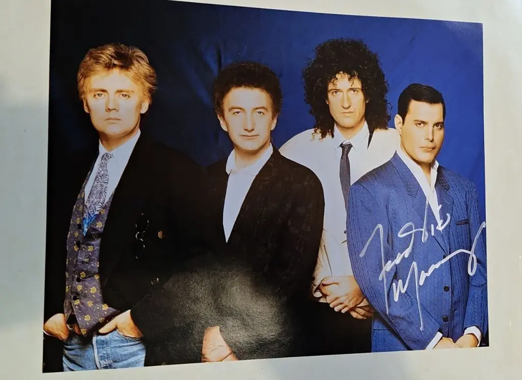 Для настоящих фэнов QUEEN и Меломанов!