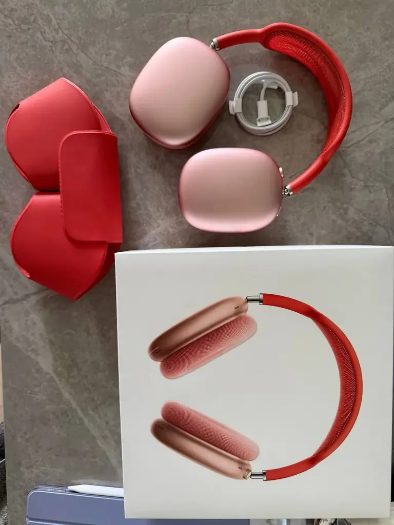 Продаю AirPods Max (Lightning), состояние отличное 🎧