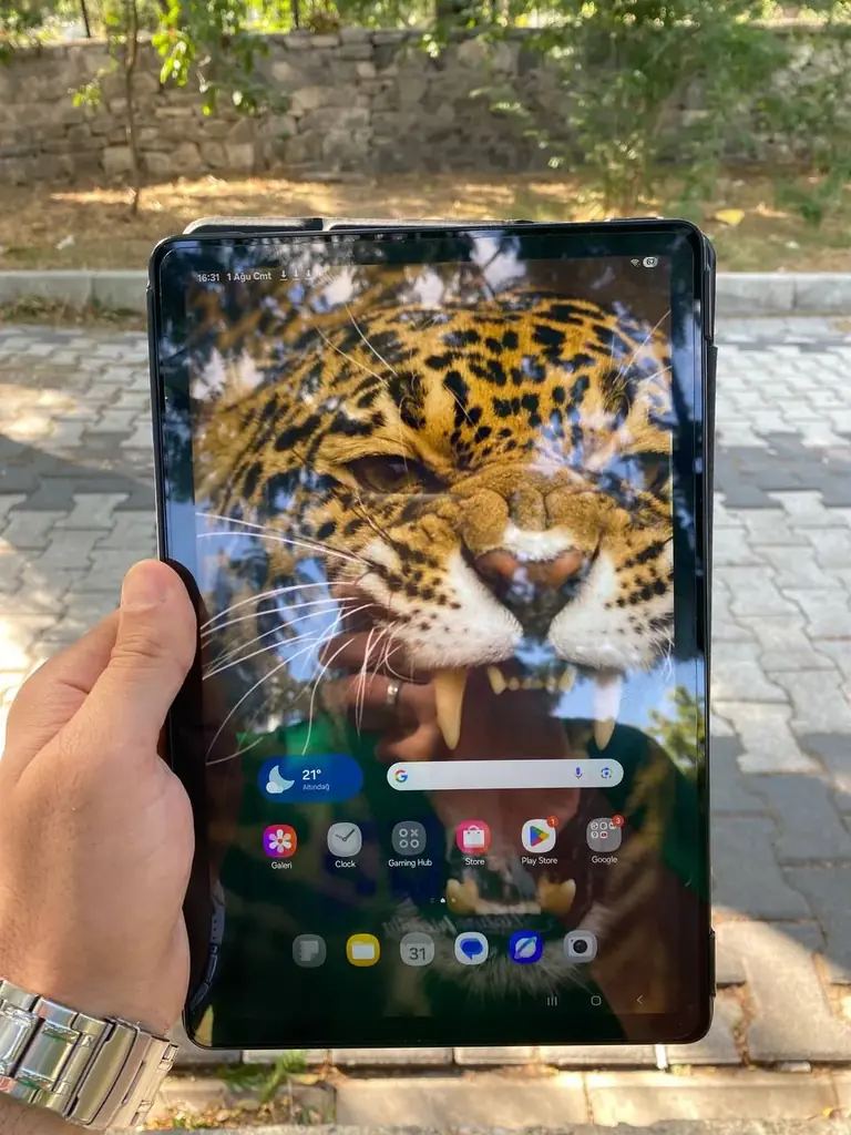 Продается планшет Samsung tab A9 +