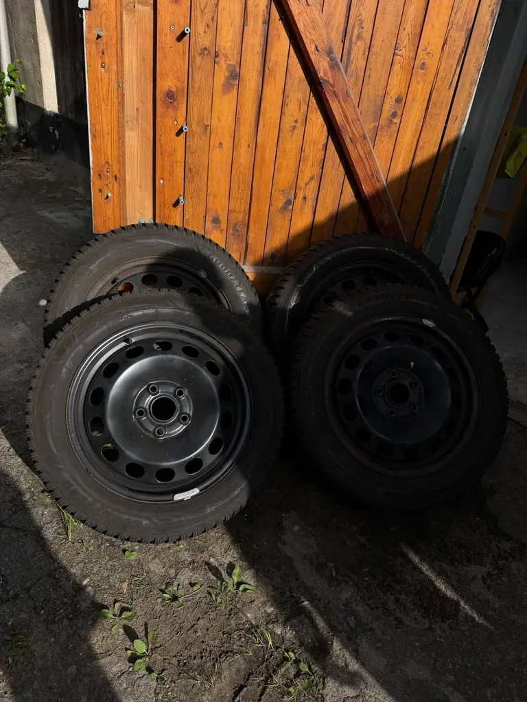 R16