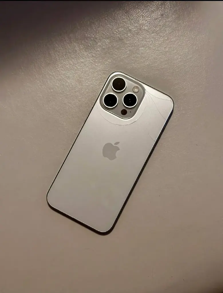 iPhone 15 Pro Max