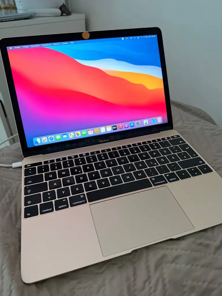 MacBook 12