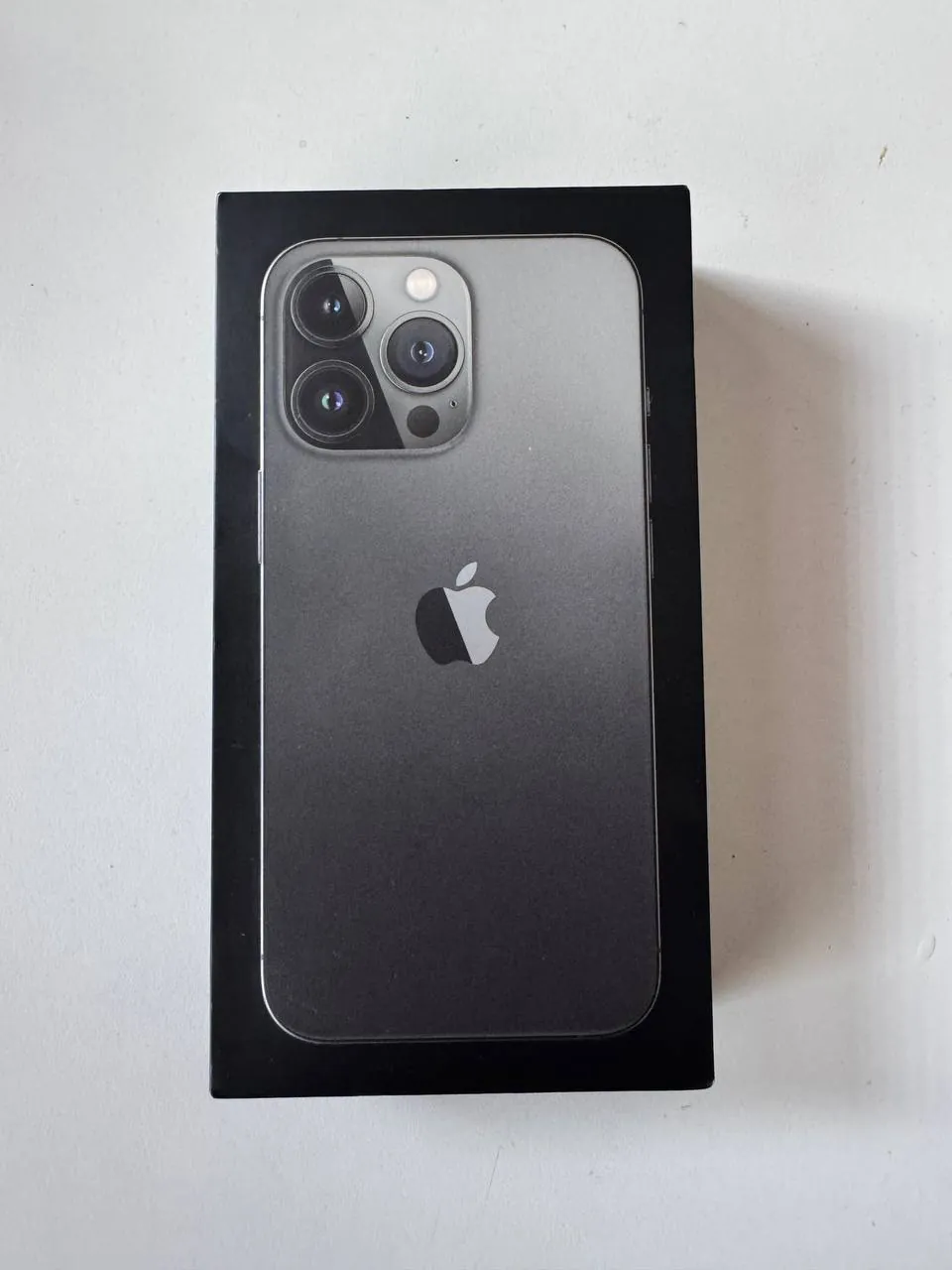 iPhone 13 pro 128 black 87% акумм 280€
