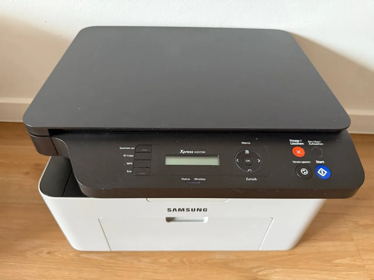 Продаю лазерный МФУ Samsung Express M2070W принтер, сканер, копир, в идеальном состоянии, как внешн…