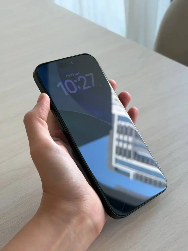 Продам iPhone 16 Pro Max 512 Сим + Е сим