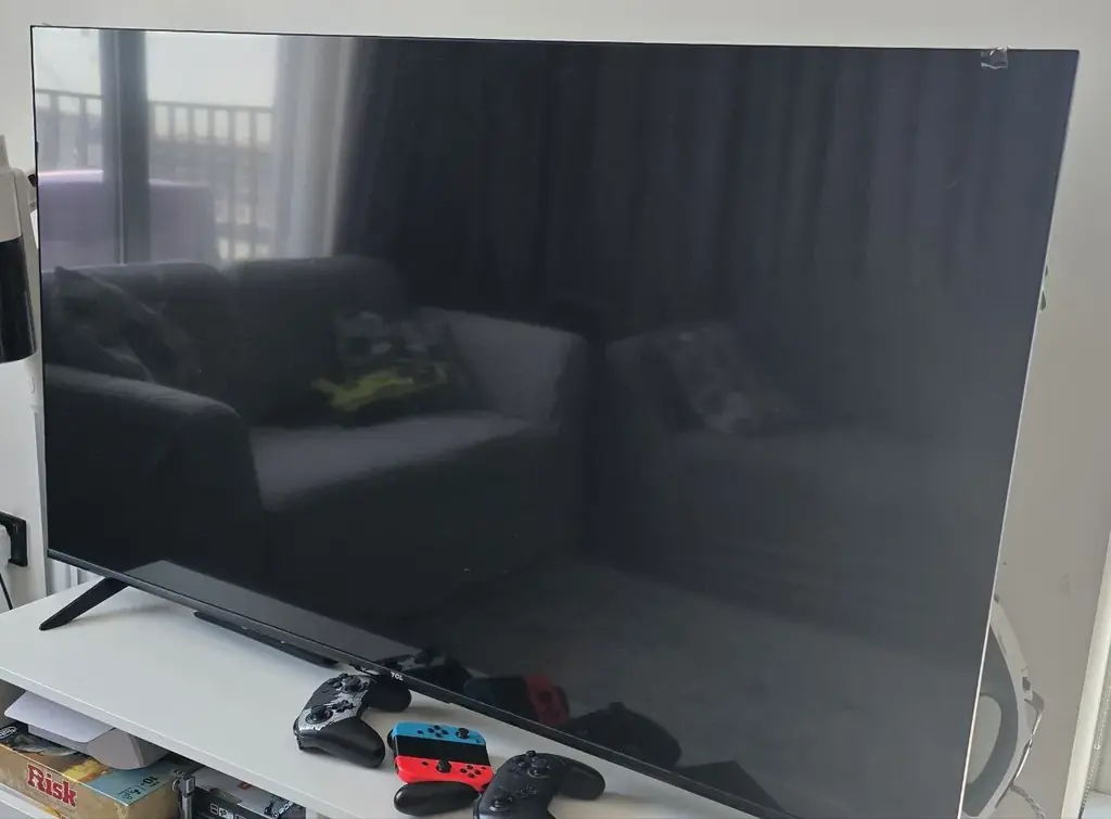Телевизор TCL 55" 4K Smart TV (55V6B) - 1.5 года использовали - 600 дирхам