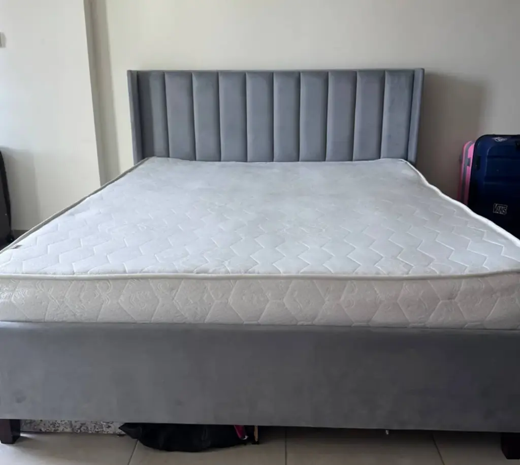 Двуспальная кровать + матрас King Size кровать 180×200 с подъёмным механизмом
