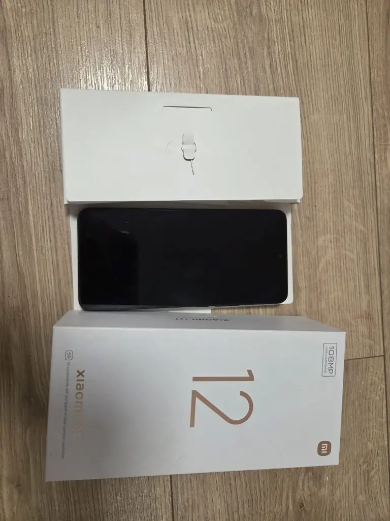 Продам Xiaomi 12T 128 GB.