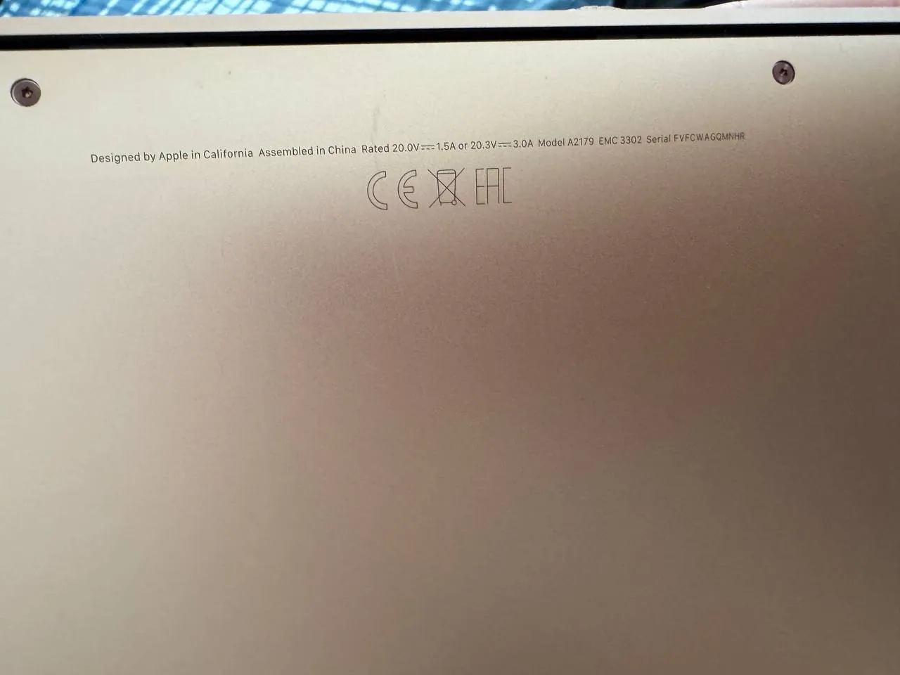 MacBook Air 13" (2020, модель A2179) — Идеальное внешнее состояние