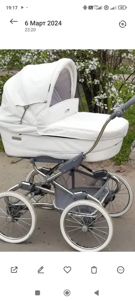 Продам коляску б/у 2 в 1.