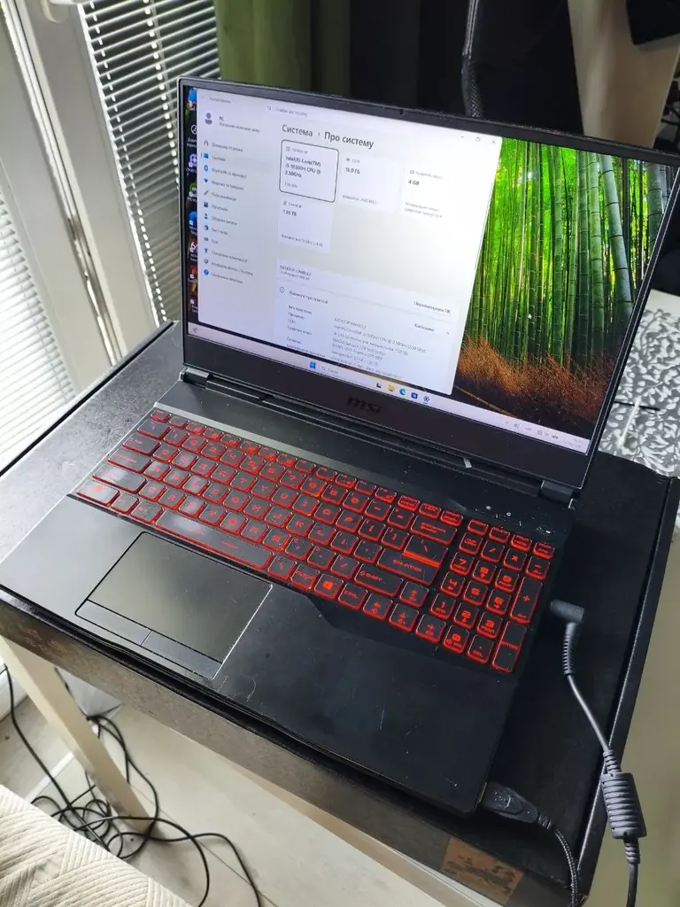 Продам ігровий ноутбук MSI LEOPARD