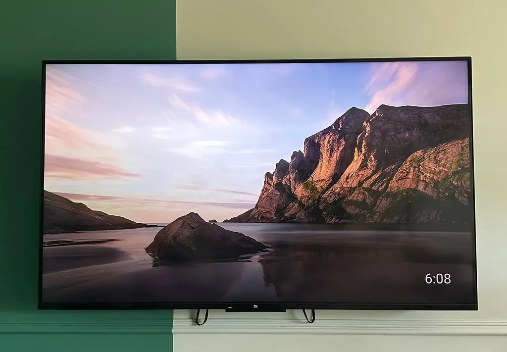 Продам телевизор Xiaomi Mi LED TV P1 55 cali 4K UHD. Коробка и подставка имеются