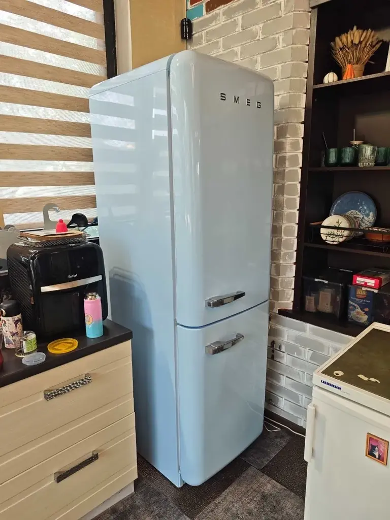 Холодильник Smeg