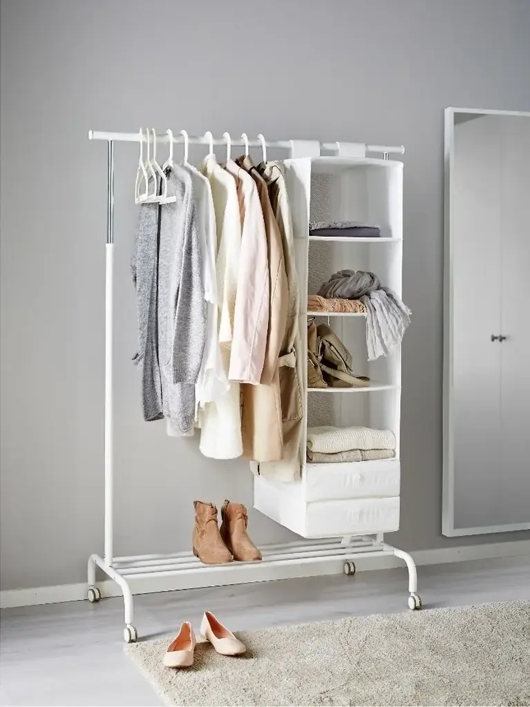 Продаю вешалку Rigga IKEA.