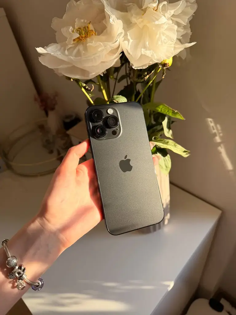 iPhone 14 Pro Max 256 GB Space Black + 10 чохлів