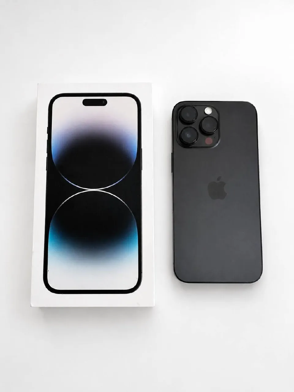 Продаю iPhone 14 Pro Max с памятью 128 ГБ.