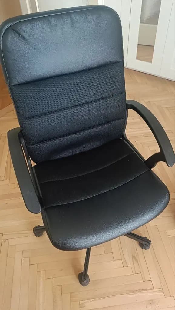 Продам: