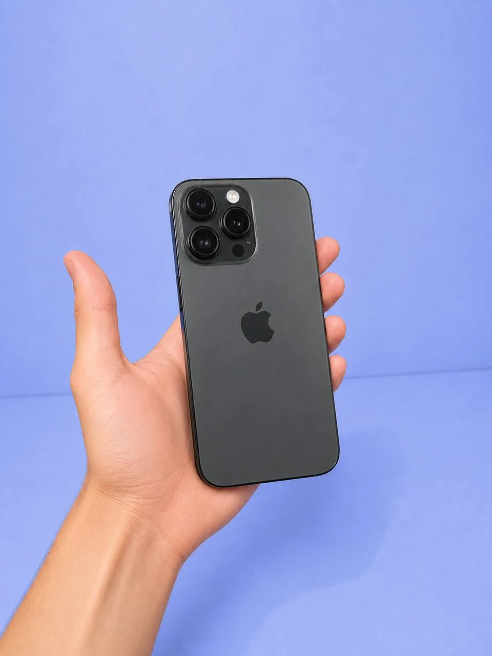 Продам iPhone 14 Pro 128 GB у стані 8/10.