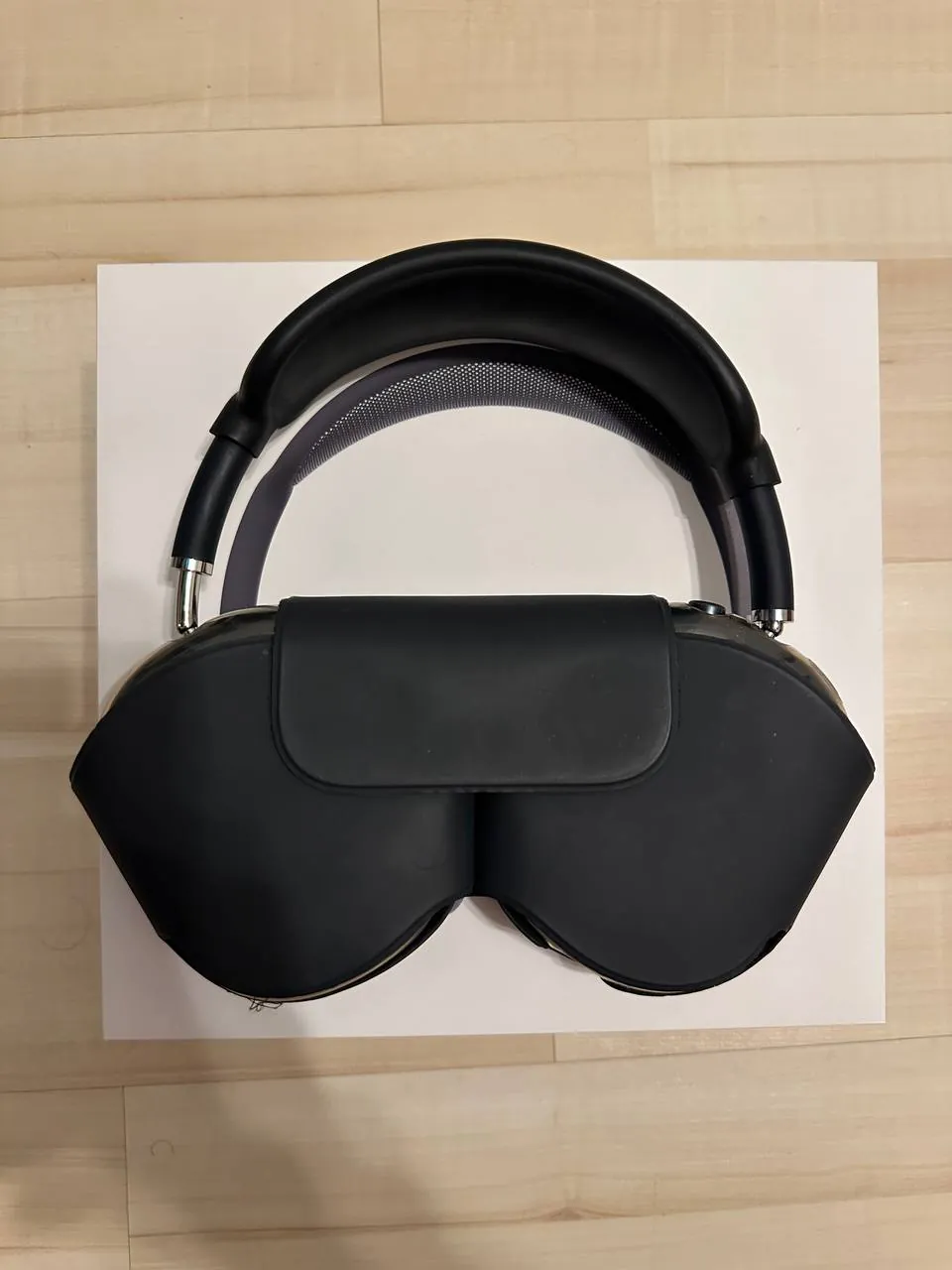 Продаю свої Apple AirPods Max з роз’ємом USB-C, оскільки для роботи хочу перейти на AirPods 4.