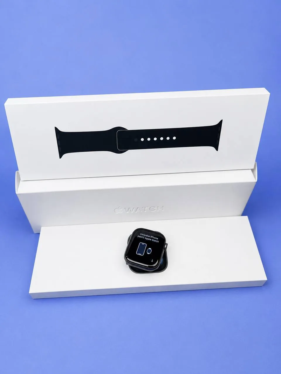 Продам Apple Watch 11, 42 мм, у стані 10/10.
