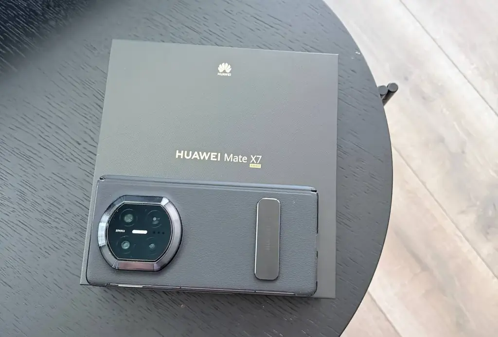 Продам телефон Huawei Mate X7