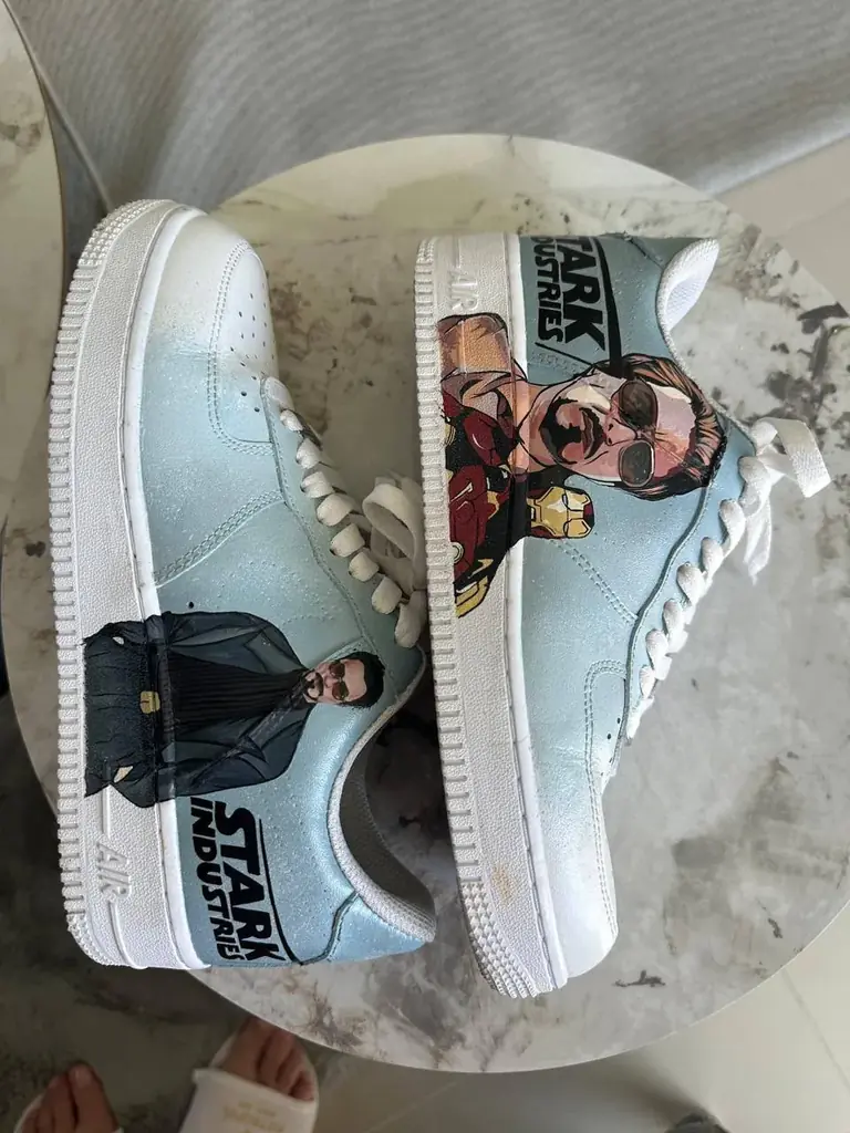Кроссовки Nike с изображением Железного человека (один раз б/у), выполненные на индивидуальный зака…
