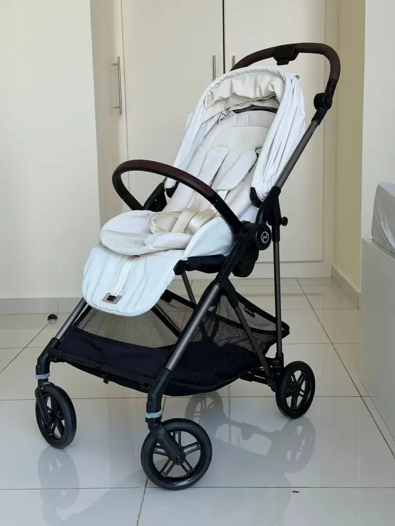 Cybex Melio — прогулочная коляска в хорошем состоянии 🤍