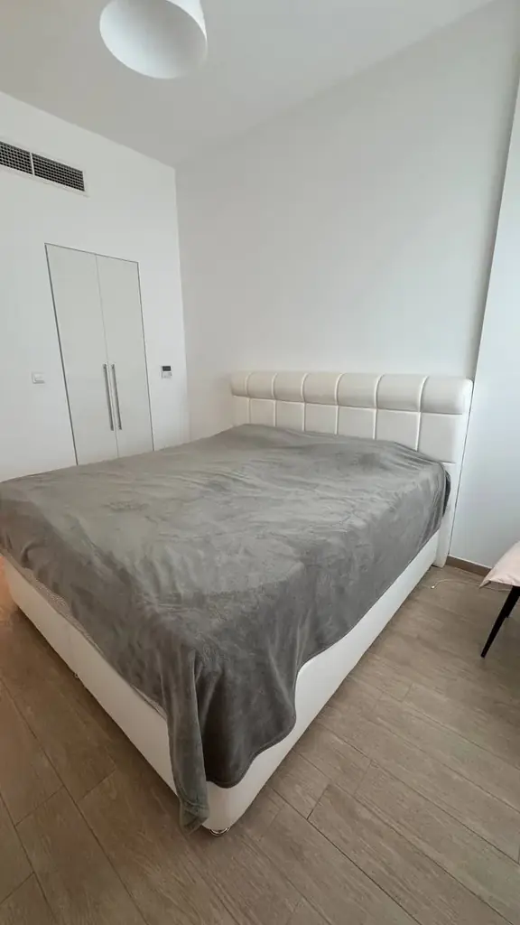 Кровать King Size Bed 180x200