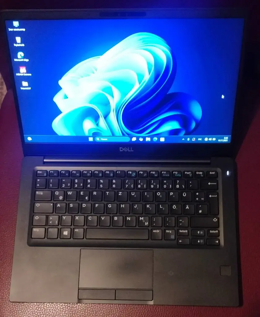 Продам ноутбук Dell Latitude 7390