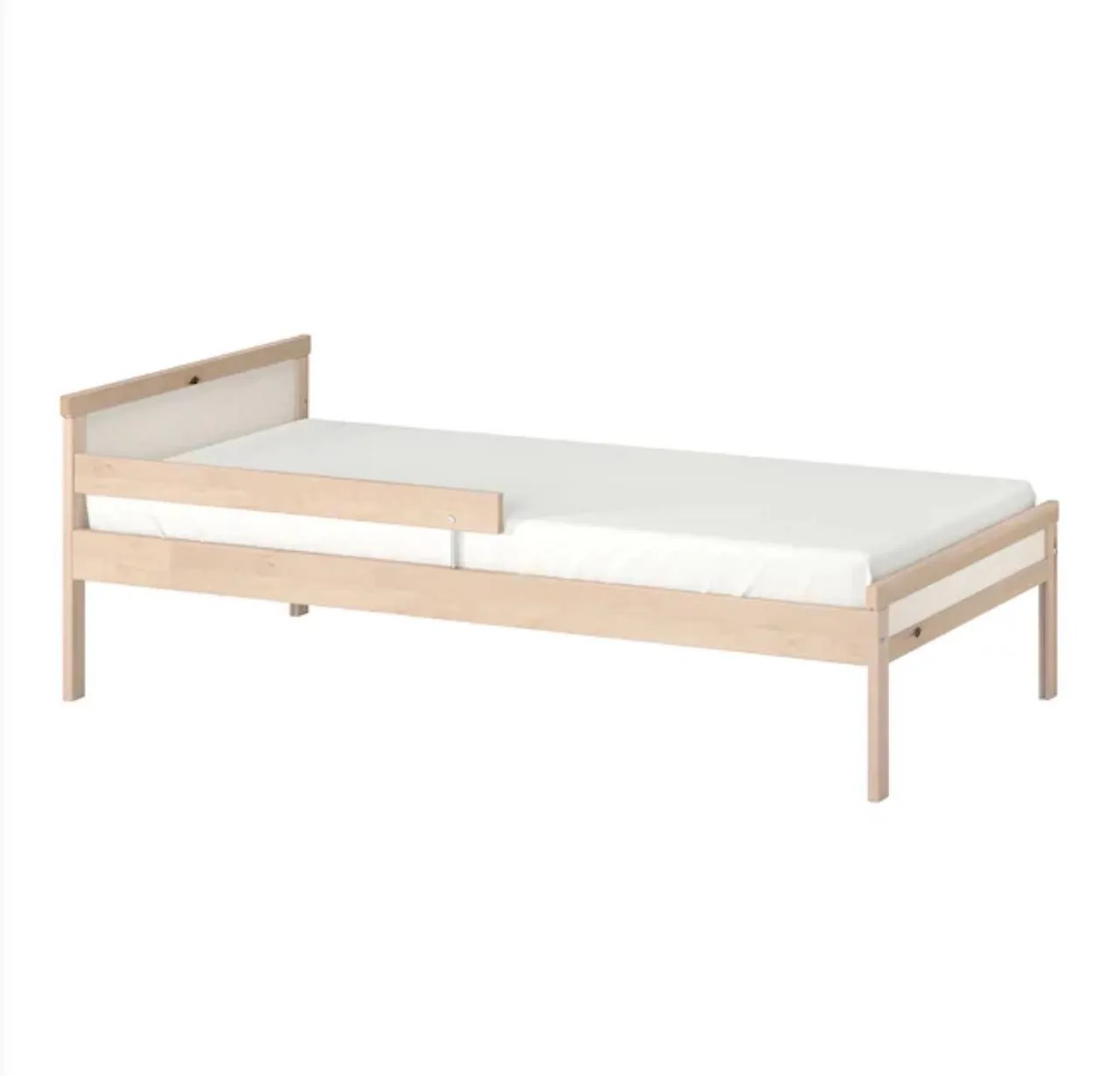 Кровать IKEA SNIGLAR с матрасом.