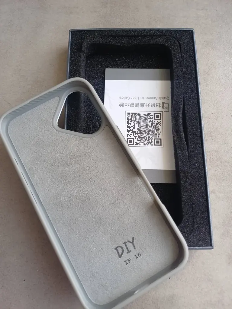 NFC E-Ink чехол для iPhone 16.
