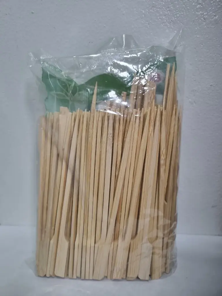 1. Бамбуковые шпажки (100 шт) | 50฿ | Состояние: новые