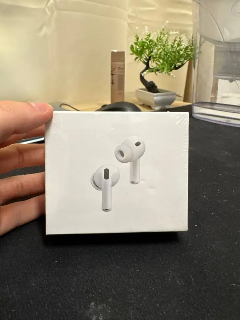 🎧 Продаются: AirPods