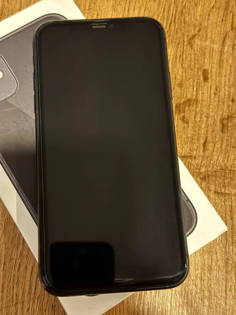 📱 Продается: iPhone 11, 128 ГБ